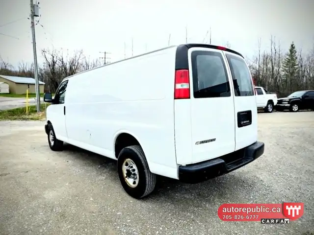 2020 Chevrolet Express 2500 LWB Ony 63k kms Certified 4.3L V6 - Photo 19