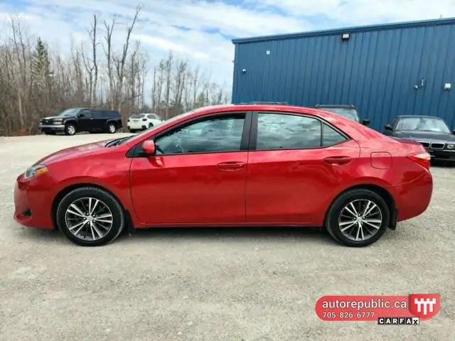 2017 Toyota Corolla LE Certified Only 90k kms Well Maintained - Photo 2