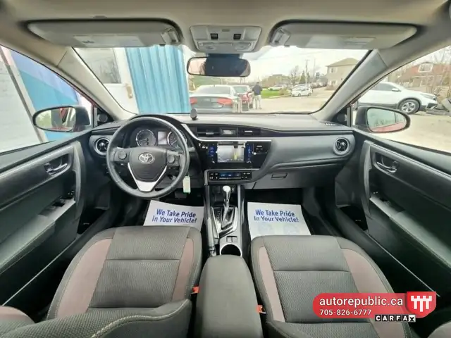 2017 Toyota Corolla LE Certified Only 90k kms Well Maintained - Photo 3
