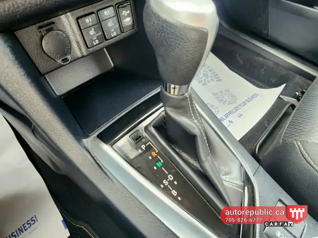 2017 Toyota Corolla LE Certified Only 90k kms Well Maintained - Photo 7
