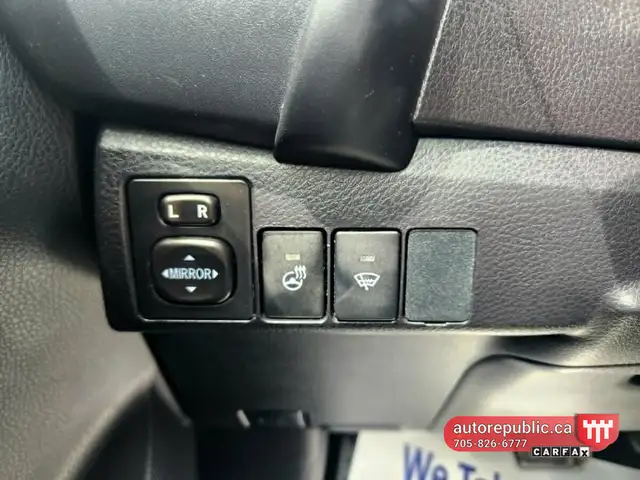 2017 Toyota Corolla LE Certified Only 90k kms Well Maintained - Photo 9