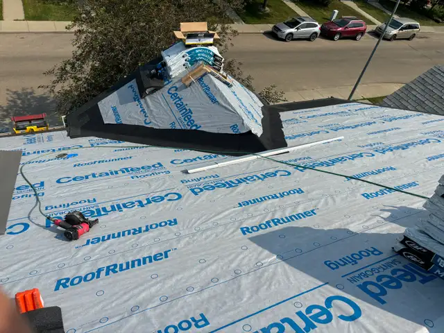 Roofing:Labouring/Shingler Positions $18-35 Hr