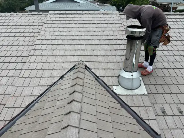 Roofing:Labouring/Shingler Positions $18-35 Hr - Photo 4