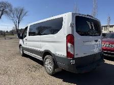 2016 Ford Transit 150 XLT - Photo 4