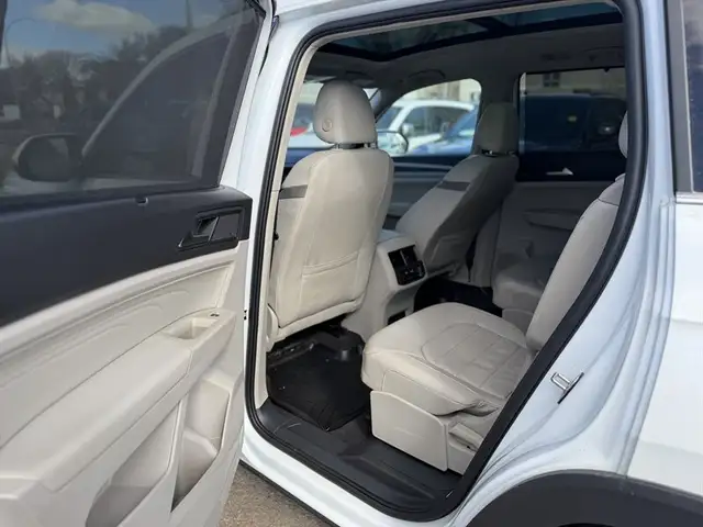 2021 Volkswagen Atlas V6 SEL Premium R-Line 4Motion - Photo 10