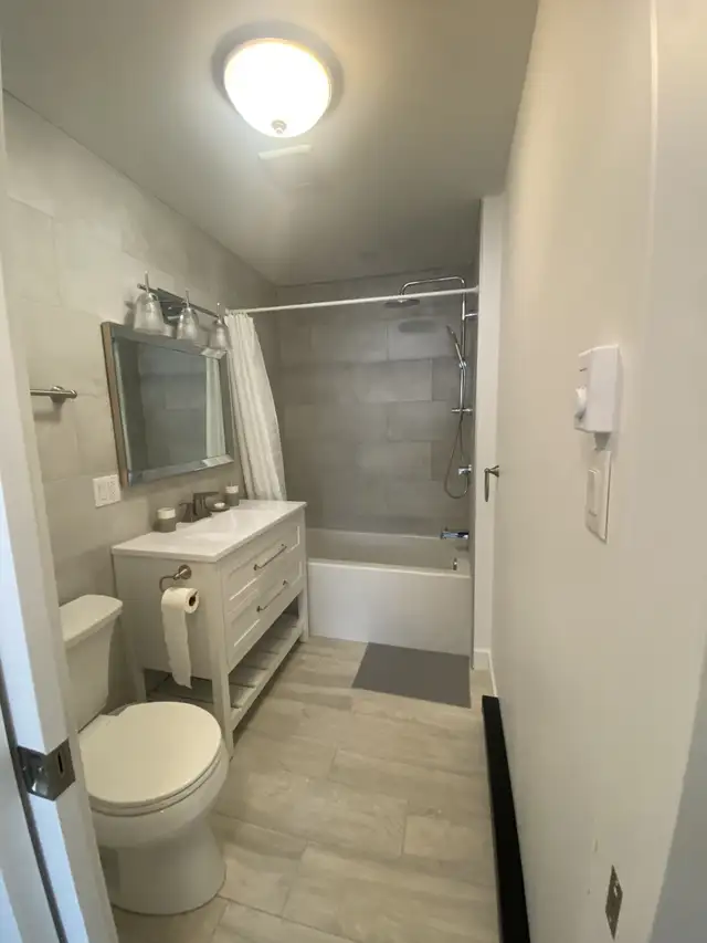 Appartement (31/2) 3 pièces entièrement rénové - Photo 2