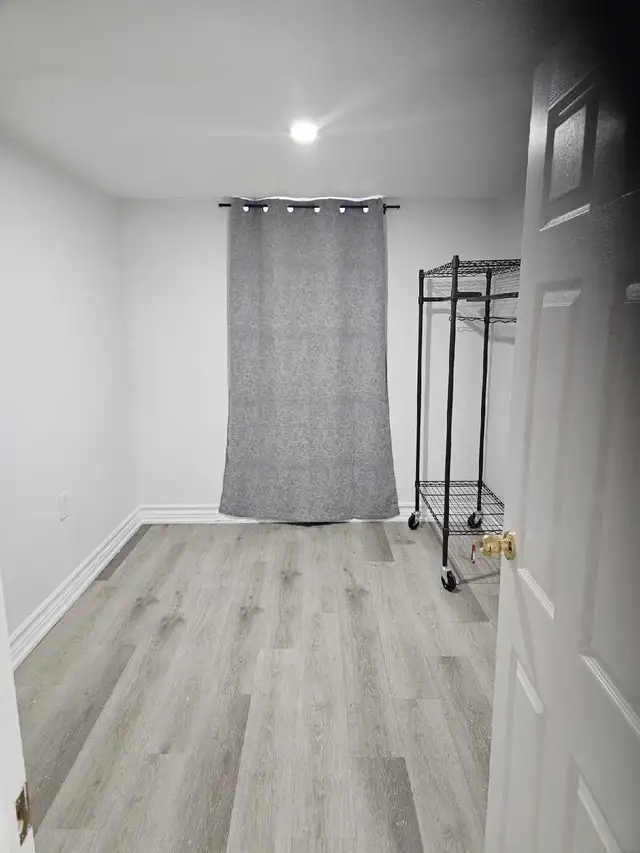 Basement for Rent - Photo 4