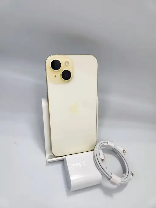 iPhone 15 128gb Yellow 88% 3 Months Warranty W/Charger