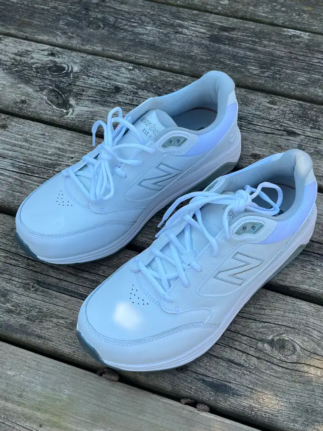 New Balance 928 men’s sz 9 walking shoe
