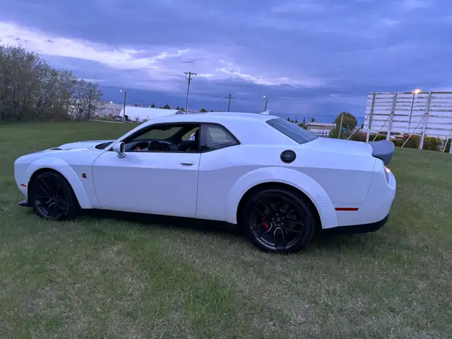 Dodge challenger - Photo 9