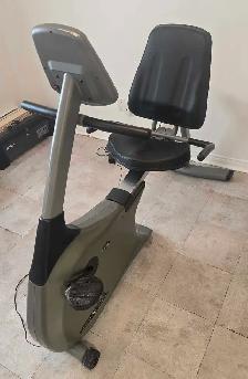 SENSATIONAL DEAL - VISION FITNESS R2100