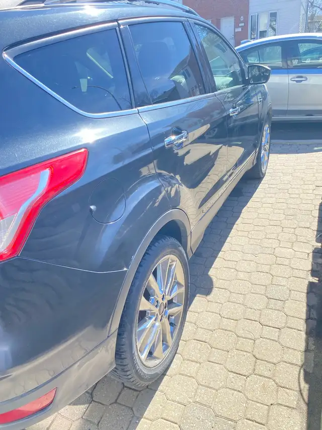 Ford Escape - Photo 3