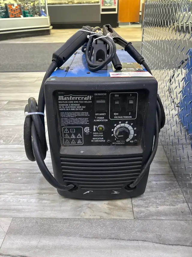 Mastercraft MIG/FLUX CORE WIRE FEED WELDER