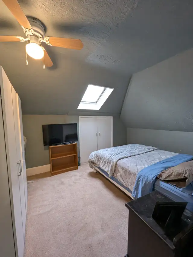 1 bedroom in exclusive S.E. Oakville - Photo 4