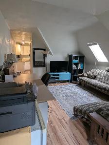1 bedroom in exclusive S.E. Oakville - Photo 6