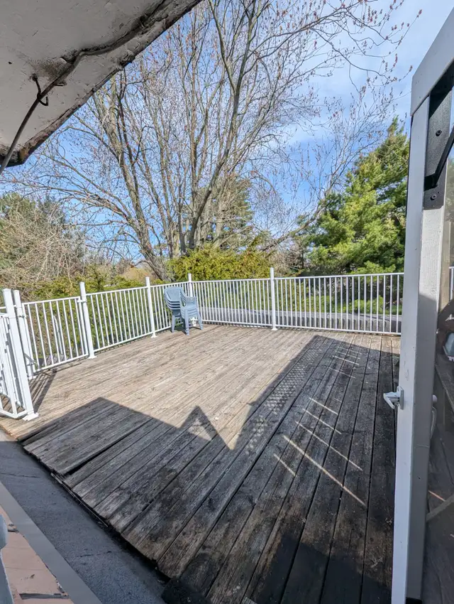 1 bedroom in exclusive S.E. Oakville - Photo 10