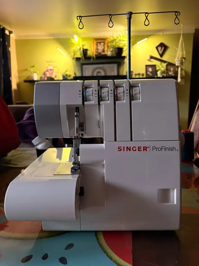 surjeteuse singer