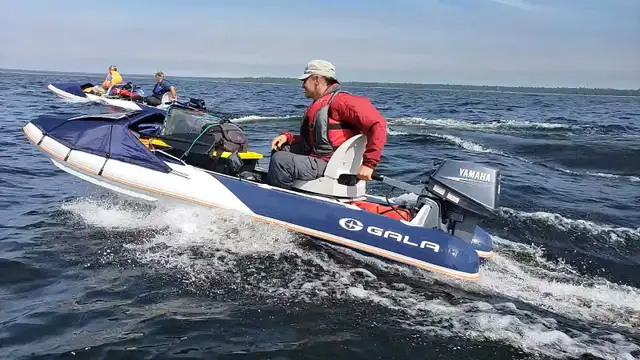 GALA Inflatable Foldable Canoe Challenger C520 - Photo 7