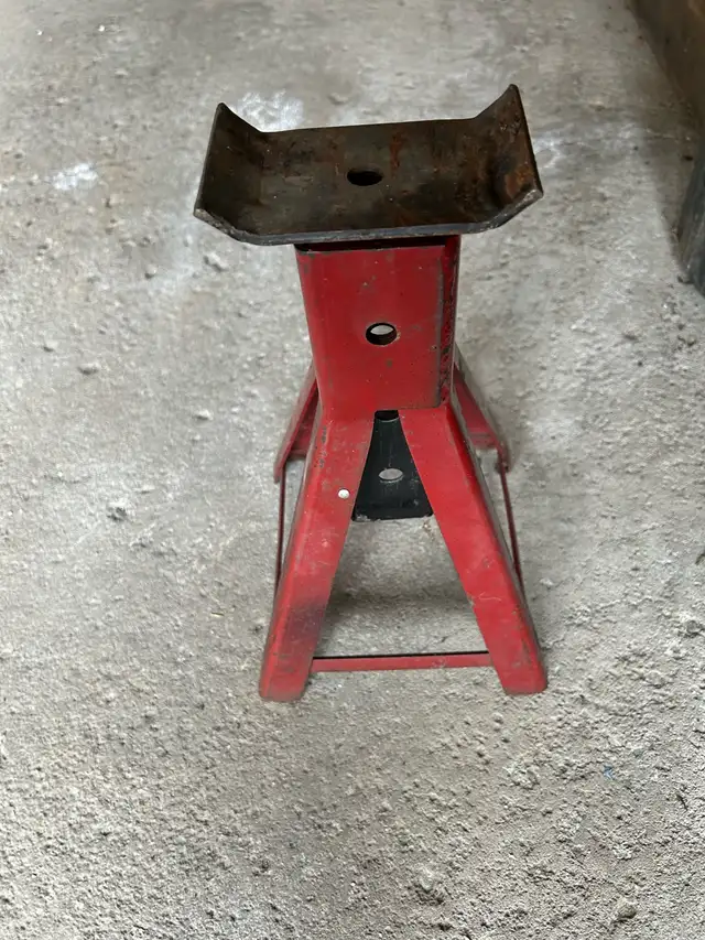 Car Jack Stand - Photo 2