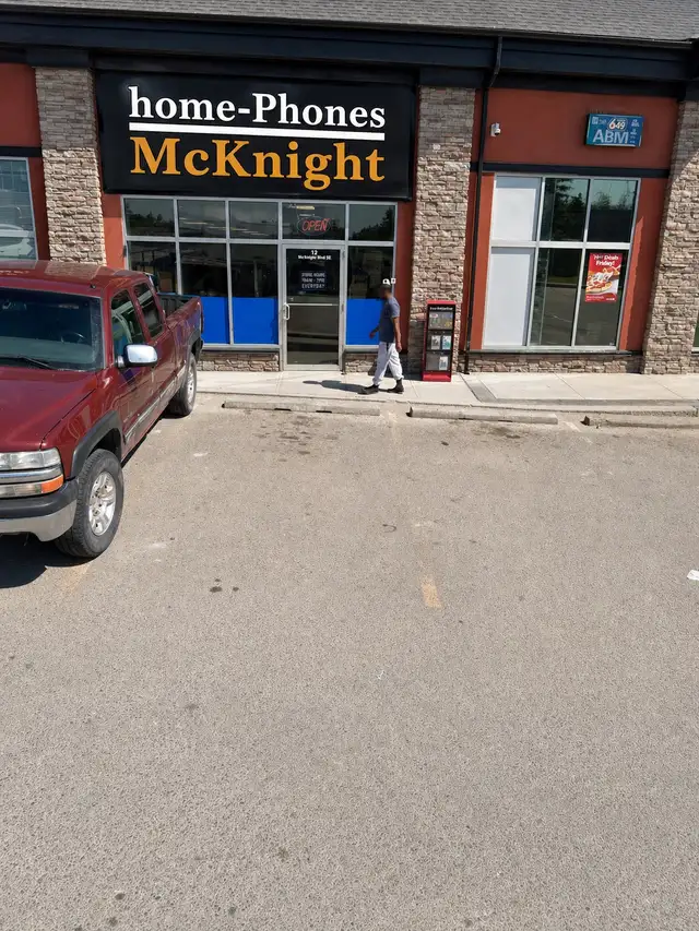HDMI Repair | home-Phones McKnight - Photo 3