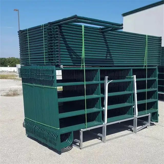 Panneaux de clôture pour enclos, 54 pièces avec portails - Photo 2