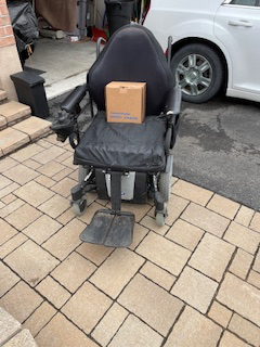 Electric Wheelchair - Photo 5