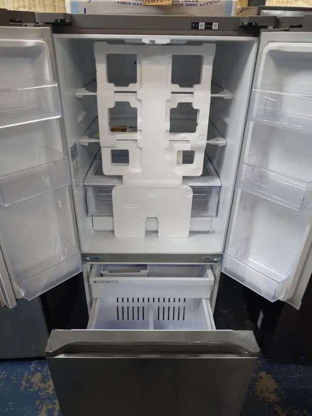 Samsung '30' Stainless Steel French Door Fridge on Sale‼️ - Photo 4