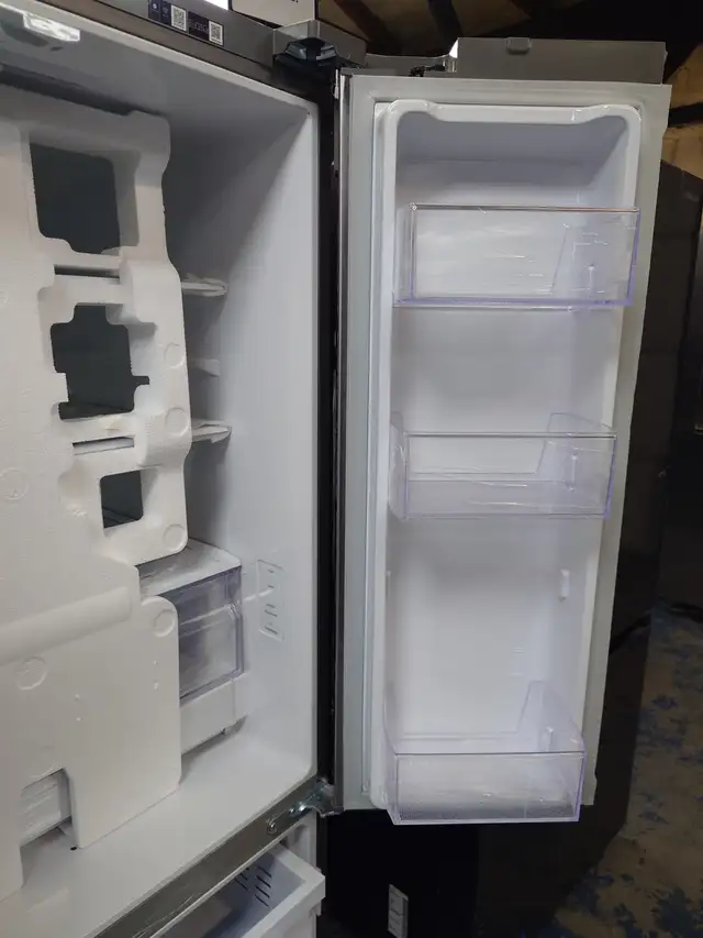 Samsung '30' Stainless Steel French Door Fridge on Sale‼️ - Photo 7