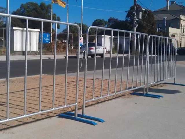 Clôture temporaire en grillage de 350 pieds - Photo 3