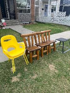 Free Chairs