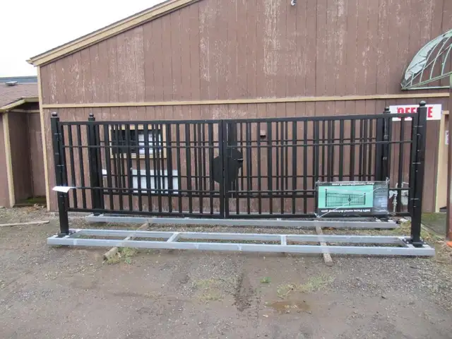 Portail en métal pour allée agricole de 6 m (20 pi) - Photo 3