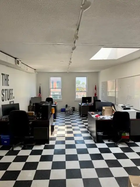 Queen West Studio - Photo 6