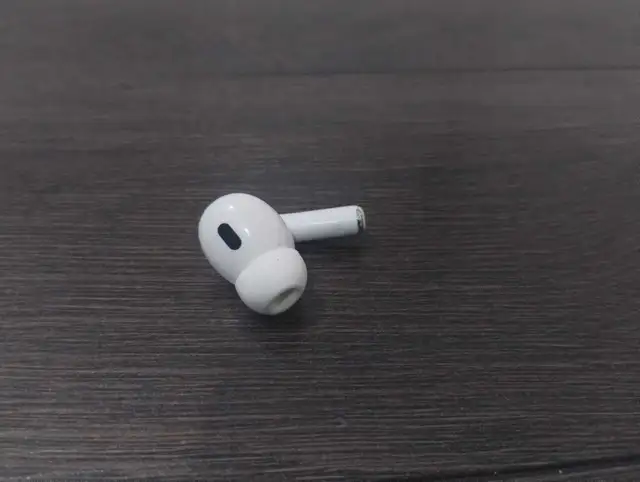 Apple AirPods Pro Generation 2 RIGHT (A3047) Earbud ONLY - Photo 4
