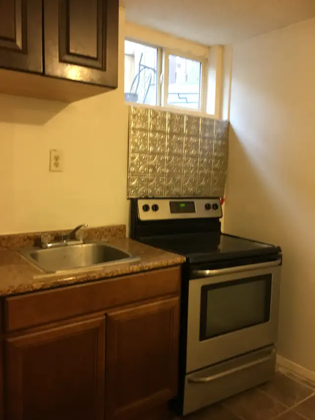 All Utilities Included-Walk-up Basement Suite-Forestlawn Communi - Photo 9