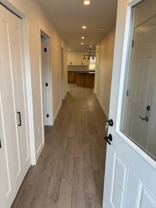 Fully Accessible Housr for Rent - Photo 7