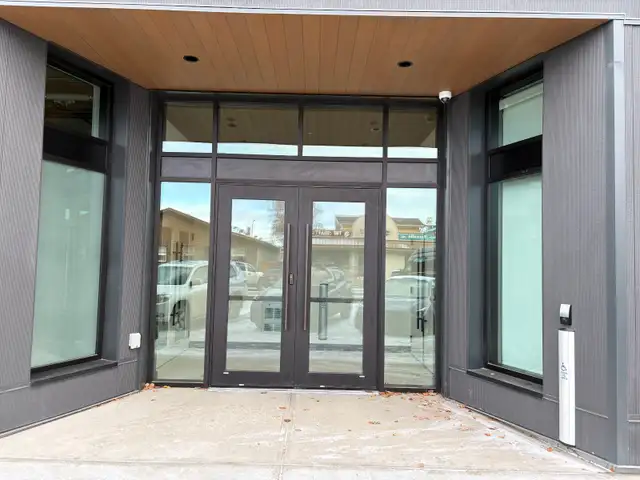 PRIME RETAIL/ OFFICE SPACE -DOWNTOWN WHITEHORSE - Photo 3