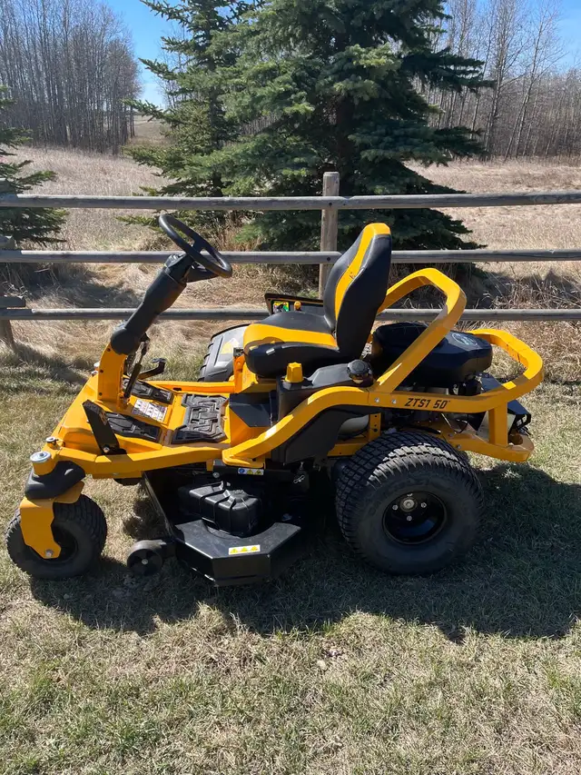 Cub Cadet ZTS1-50" Zero Turn