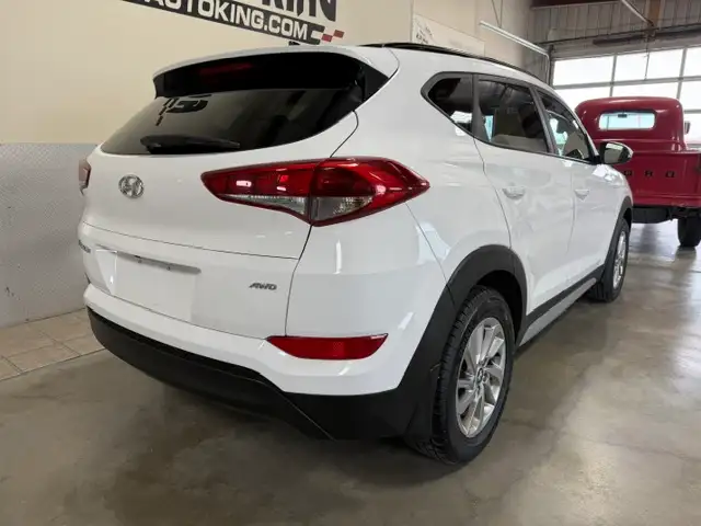 2018 Hyundai TUCSON SEL / AWD / Heated Leather, Wheel / Pano Roo - Photo 3