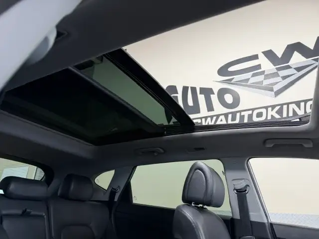 2018 Hyundai TUCSON SEL / AWD / Heated Leather, Wheel / Pano Roo - Photo 8
