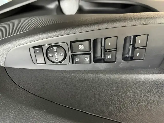 2018 Hyundai TUCSON SEL / AWD / Heated Leather, Wheel / Pano Roo - Photo 13