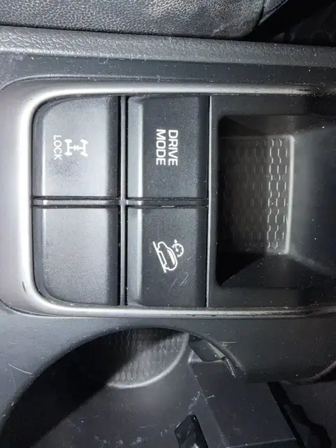 2018 Hyundai TUCSON SEL / AWD / Heated Leather, Wheel / Pano Roo - Photo 16