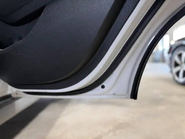 2018 Hyundai TUCSON SEL / AWD / Heated Leather, Wheel / Pano Roo - Photo 27