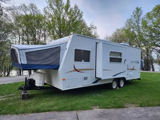 2007 Jayco Jay Feather Bumper Pull Camper 24
