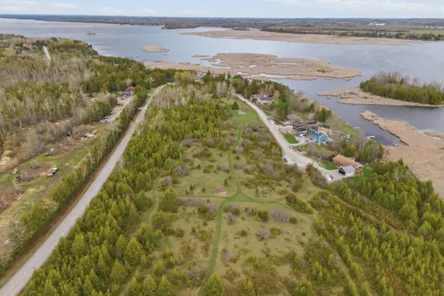 35 Acres, over 1000 ft of natural waterfront - Photo 3