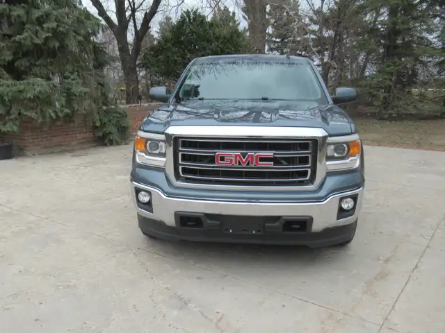 2014 GMC Sierra 1500 SLE Crew Cab 4WD - Photo 9