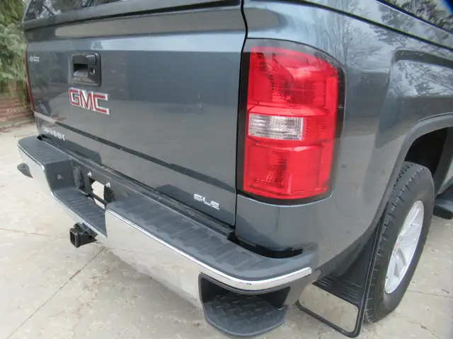 2014 GMC Sierra 1500 SLE Crew Cab 4WD - Photo 11