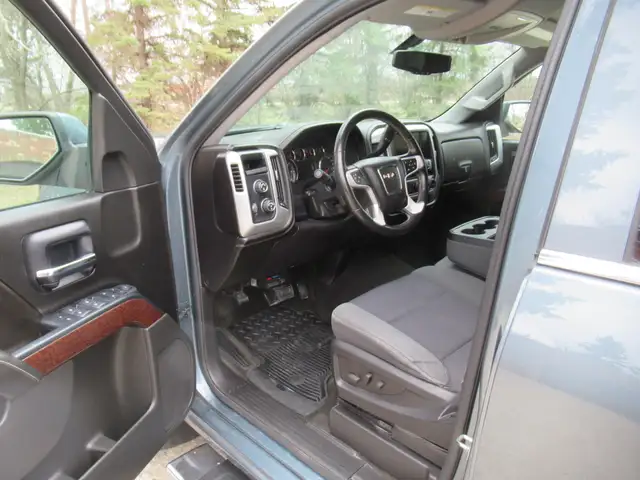 2014 GMC Sierra 1500 SLE Crew Cab 4WD - Photo 14