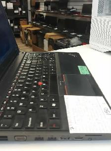 Lenovo ThinkPad E520 i5-2410M 8Go Ram SSD 120Go DVD 15.6po - Photo 2