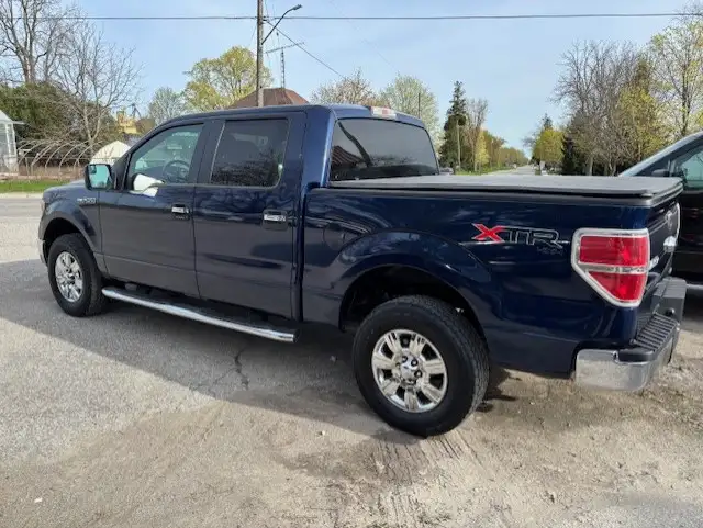 2012 FORD F-150 XLT-XTR 4X4  (KAM-070) BLUE - Photo 2