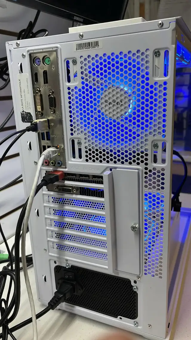 PC GAMING i7-4770 RX 580 8GB 32GB SSD 512GB HDD 500GB - WHITE - Photo 4